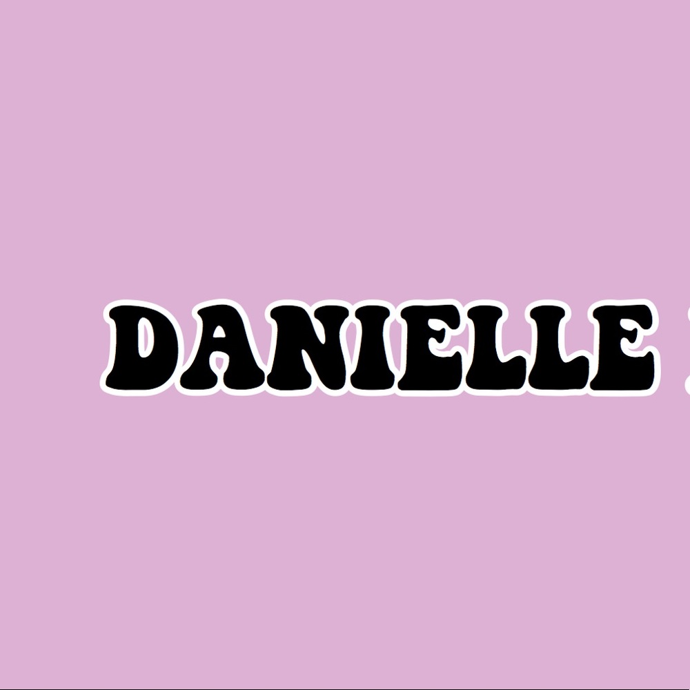 Meet your Posher, Danielle